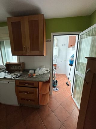 Cocina completa con electrodomésticos