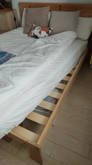 Cama madera 135cm, somier y cabecero incorporados