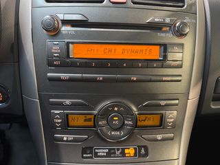 TOYOTA AURIS 2.0 D-4D SOL