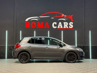 TOYOTA AURIS 2.0 D-4D SOL