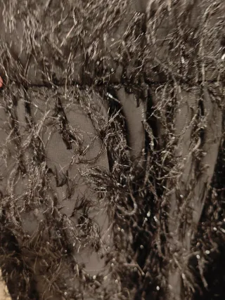 Vestido fiesta negro con flecos