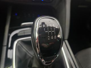 Opel Insignia 86000kms. muy equipado