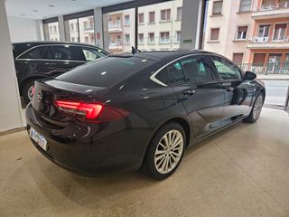 Opel Insignia 86000kms. muy equipado