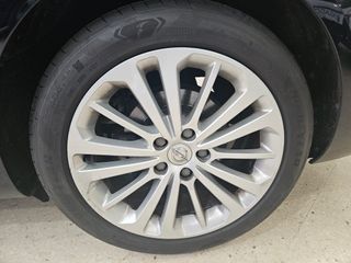 Opel Insignia 86000kms. muy equipado