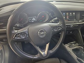Opel Insignia 86000kms. muy equipado