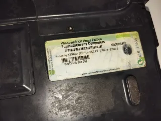 Portátil Fujitsu Siemens AMILO Plata