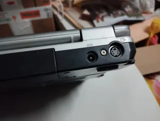 Portátil Fujitsu Siemens AMILO Plata