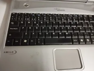 Portátil Fujitsu Siemens AMILO Plata