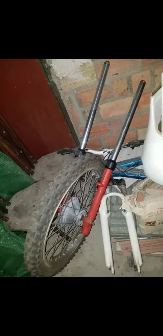 Horquilla Puch Cobra con llanta