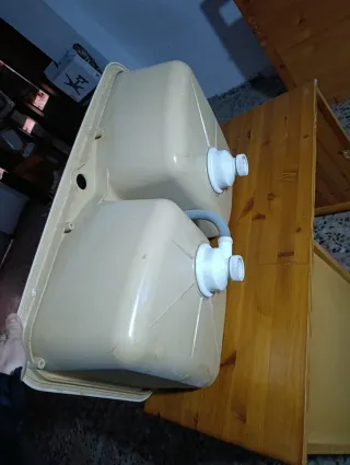 Fregadero de fibra doble color beige