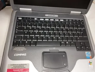Portátil Compaq Presario 2500