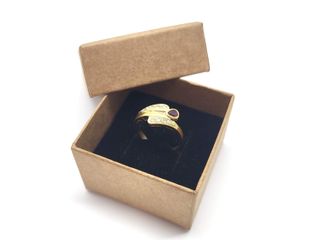anillo oro 18k con piedra con diamante,rubi