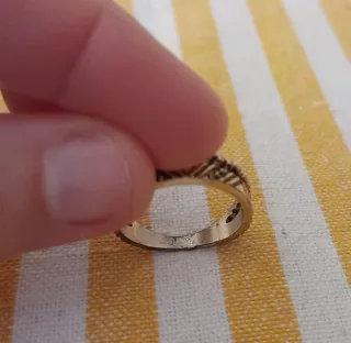 Anello doppio motivo