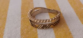 Anello doppio motivo