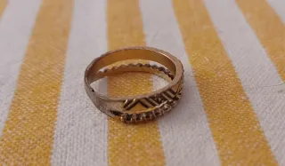 Anello doppio motivo