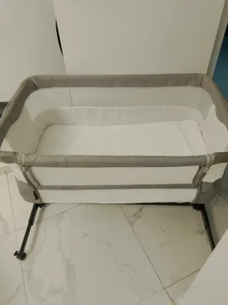 Mini Cuna Gris y Blanca