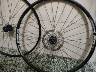 Ruedas de Bicicleta 29 con Frenos de Disco