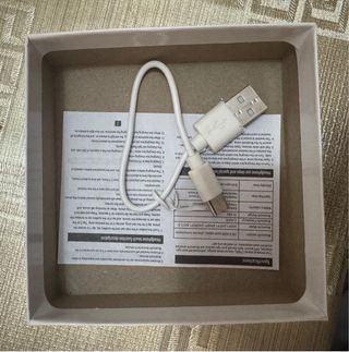 Auriculares inalámbricos blancos