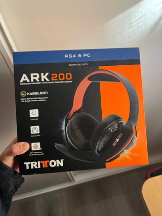 Consola PS4 Pro 1TB + 7 Juegos