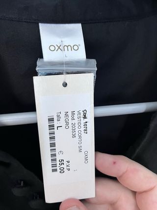 Vestido negro con cinturón