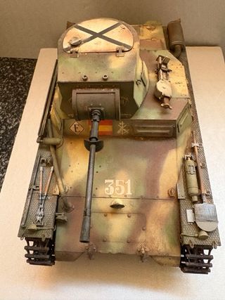 Maqueta Carro Combate Breda 1/16