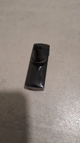 Supporto auto per telefono