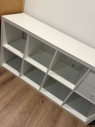 Estantería blanca modular con cajones