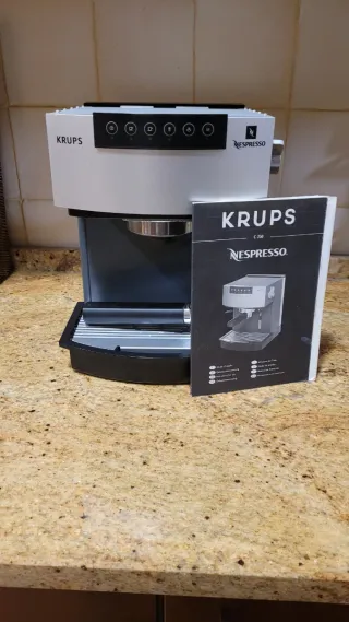 Cafetera Krups Nespresso C250