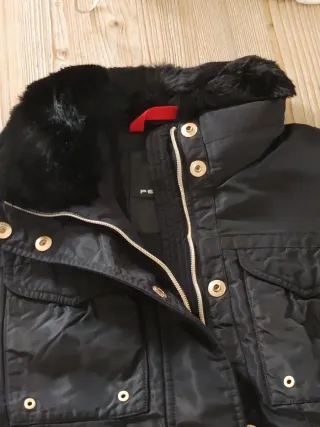 Plumífero Peuterey de Plumas y pelo auténtico.