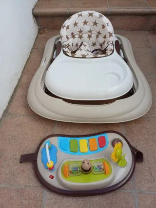 Correpasillos bebé con centro de actividades