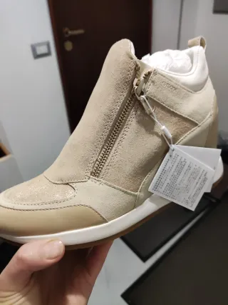 Geox sneakers numero 38 nuove di pelle