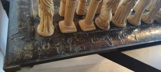 Ajedrez Bronce y Resina Figuras