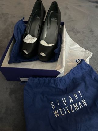 Zapatos tacón Stuart Weitzman negros T39