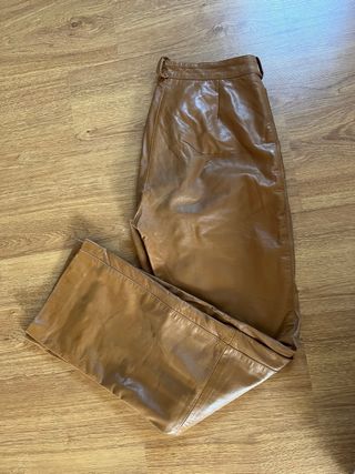 Pantalones de piel marrones