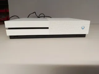 Xbox One S Microsoft Verde