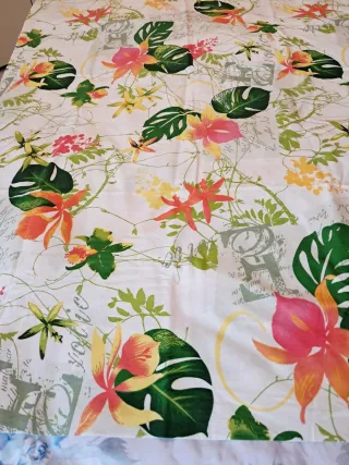 Tovaglia impermeabile floreale