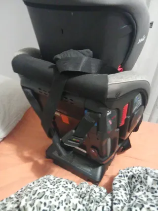 Silla de coche Joie de 0 a 36kilos con Isofix