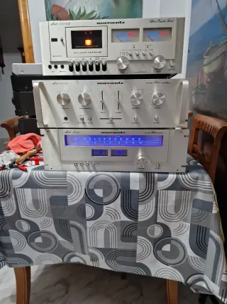 Amplificatore Marantz 1050 Argento di alta gamma come nuovo