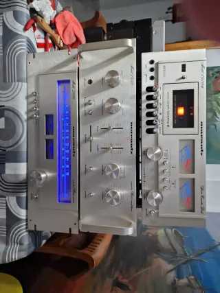 Amplificatore Marantz 1050 Argento di alta gamma come nuovo