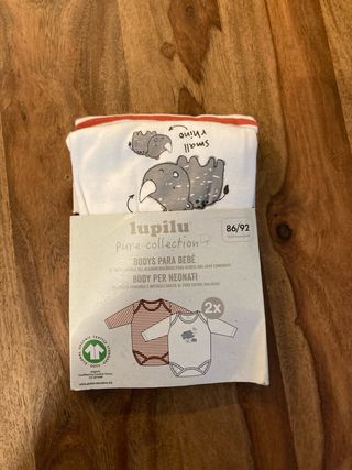 Lote 25 bodies bebé