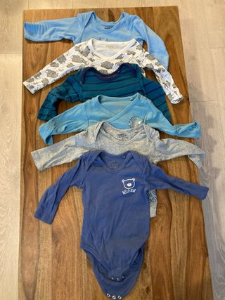 Lote 25 bodies bebé