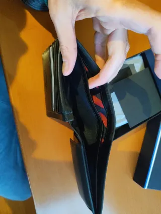 Cartera Tommy Hilfiger Cuero Negra