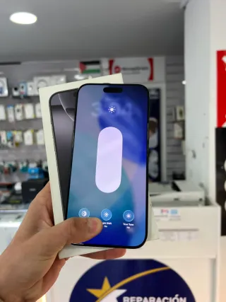 iPhone 16 Pro Max 256GB Negro/Gris