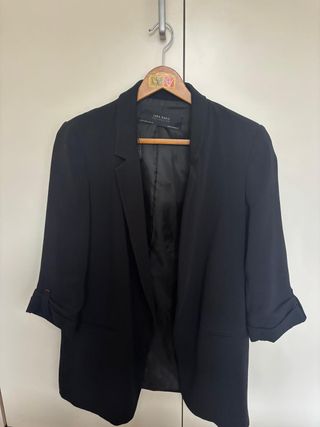 Americana Zara negra manga 3/4 talla M