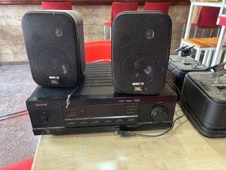 Amplificador Sherwood y altavoces JBL