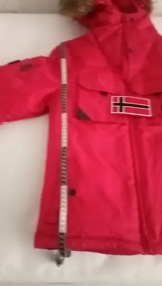 Anorak Geographical Norway Rojo
