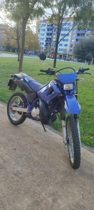 Yamaha DT 125 RE
