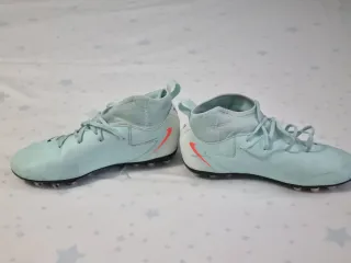 Botas de fútbol Nike Phantom Luna talla 38