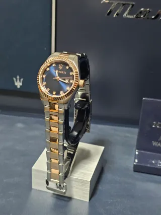 Reloj Maserati Mujer Oro y Plata