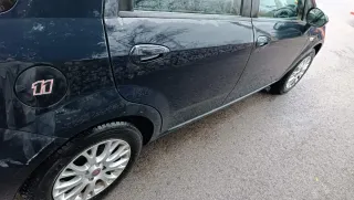 65.000 KM - FIAT Punto Evo 1.4 DYNAMIC 77Cv 2010 -